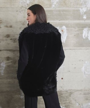 GRACE CONTINENTAL 【LOU ANDREA】フェイクポケットジレ ブラック