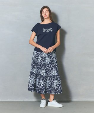 GRACE CONTINENTAL ボタニカルカットワークスカート ネイビー