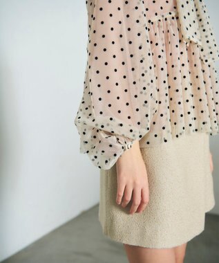GRACE CONTINENTAL ドットフロッキーチュールトップ キナリ