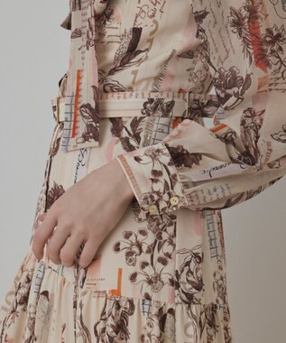 GRACE CONTINENTAL ロゴフラワ－プリントボウタイワンピース オレンジ