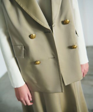 GRACE CONTINENTAL セーラーカラーサテンベスト ベージュ