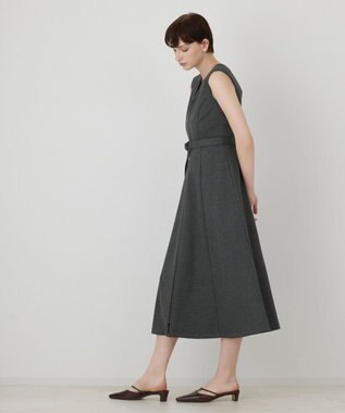 GRACE CONTINENTAL フレア切替カットワンピース チャコール