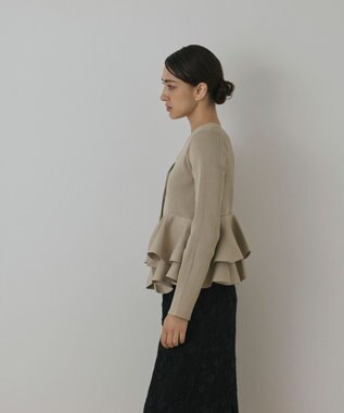 GRACE CONTINENTAL ペプラムニットカーディガン ベージュ