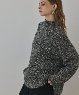 GRACE CONTINENTAL フリンジケープニットトップ ブラック