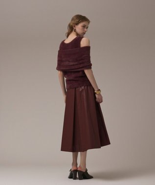 GRACE CONTINENTAL オフタートルニットトップ ボルドー