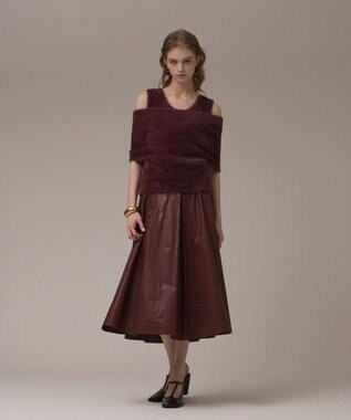 GRACE CONTINENTAL オフタートルニットトップ ボルドー