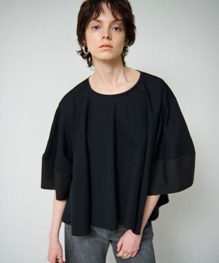 GRACE CONTINENTAL ランタンスリーブトップ ブラック