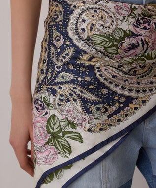 GRACE CONTINENTAL フラワーペイズリースカーフ ネイビー
