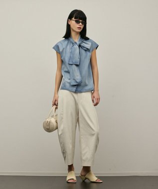 GRACE CONTINENTAL シアーデニムボウタイブラウス ブルー