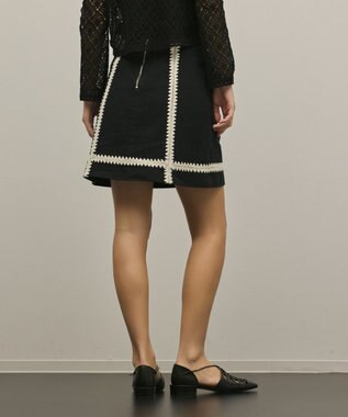 GRACE CONTINENTAL ラインembミニスカート ブラック