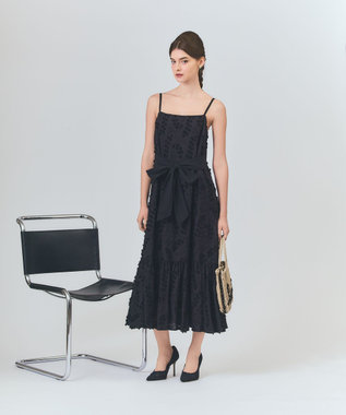 GRACE CONTINENTAL フラワーembキャミドレス ブラック