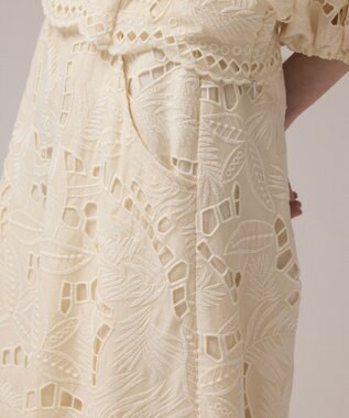 GRACE CONTINENTAL カットワークバギーパンツ キナリ