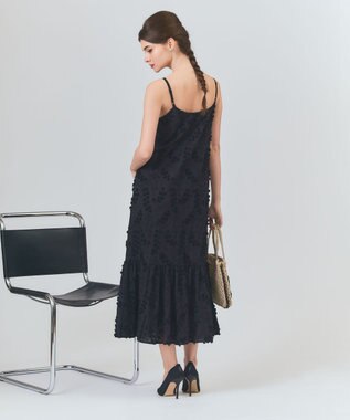 GRACE CONTINENTAL フラワーembキャミドレス ブラック