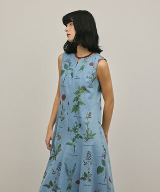 GRACE CONTINENTAL ボタニカルプリントフレアワンピース ブルー