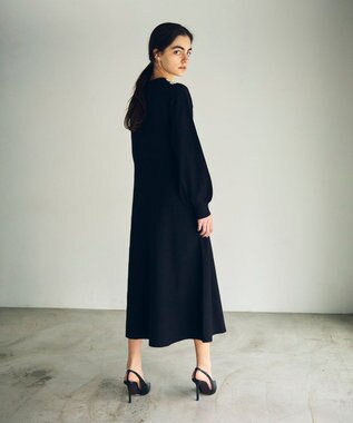 GRACE CONTINENTAL エスニック刺繍ニットワンピース ブラック