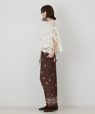 GRACE CONTINENTAL メッシュエンブロイダリーポンチョトップ キナリ