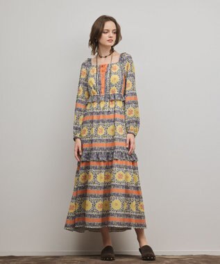 GRACE CONTINENTAL フラワープリントレースアップワンピース