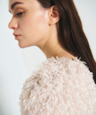 GRACE CONTINENTAL フェザーカットトップ ベージュ