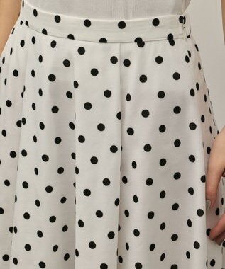 GRACE CONTINENTAL ドットフロッキータックスカート ホワイト