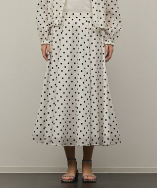 GRACE CONTINENTAL ドットフロッキータックスカート ホワイト