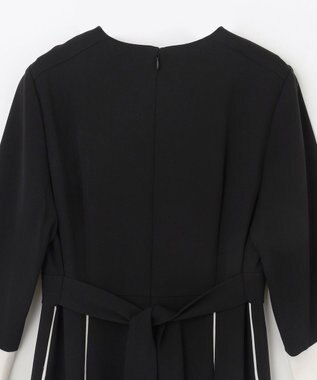 グレースコンチネンタル　グレースクラス　ラインバイカラードレス ラインバイカラードレス / GRACE CONTINENTAL | GRACE