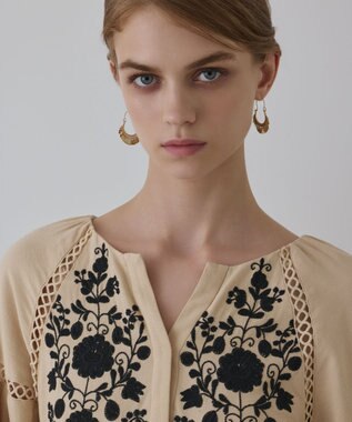 GRACE CONTINENTAL エンブロイダリーカフタンワンピース ベージュ