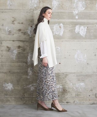 GRACE CONTINENTAL 【Arch4】 MONA ポンチョ ホワイト