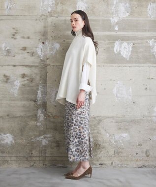 GRACE CONTINENTAL 【Arch4】 MONA ポンチョ ホワイト