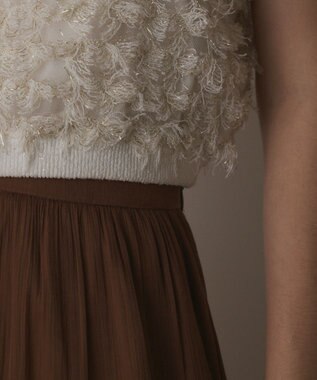 GRACE CONTINENTAL フリンジニットベアトップ ホワイト