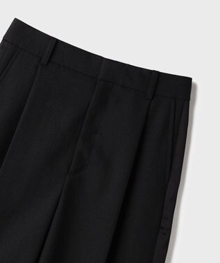 GRACE CONTINENTAL サイドラインパンツ ブラック
