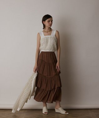 GRACE CONTINENTAL フリンジニットベアトップ ホワイト