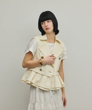 ペプラムトレンチベスト