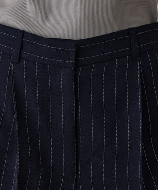GRACE CONTINENTAL ストライプショートパンツ ネイビー
