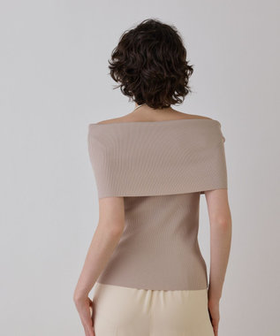 GRACE CONTINENTAL オフショルリブニットトップ ベージュ