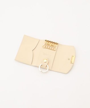 GRACE CONTINENTAL Curve KeyCase パールホワイト