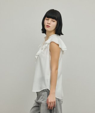 GRACE CONTINENTAL フリルスキッパーブラウス ホワイト