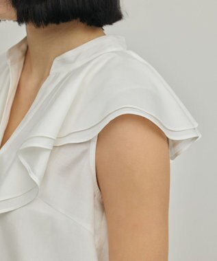GRACE CONTINENTAL フリルスキッパーブラウス ホワイト