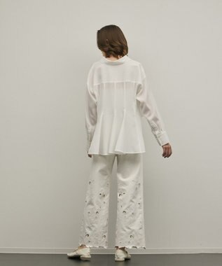 GRACE CONTINENTAL カットワークフレアパンツ ホワイト