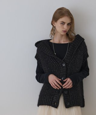 GRACE CONTINENTAL ラメニットベスト ブラック