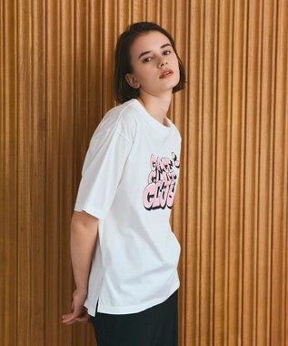 GRACE CONTINENTAL グラフィティプリントTシャツ ホワイト