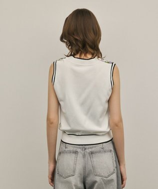 GRACE CONTINENTAL フラワープリントニットトップ ホワイト