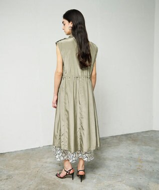 GRACE CONTINENTAL ミリタリーロングジレ カーキ