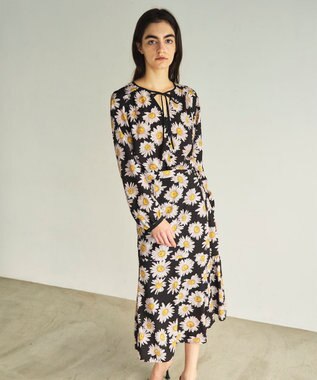 GRACE CONTINENTAL マーガレットフラワープリントブラウス ブラック