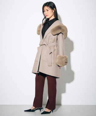 【グレースコンチネンタル】ファー付きリバーガウンフードコート グレースコンチネンタル】ファー付きリバーガウンフードコート