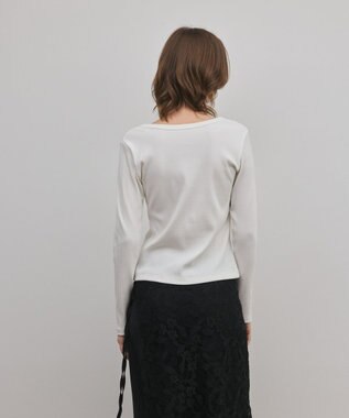 GRACE CONTINENTAL ヘンリーネックカットトップ ホワイト