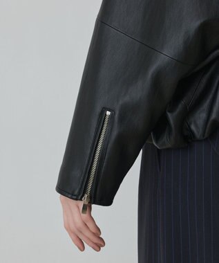 GRACE CONTINENTAL フェイクレザーライダース ブラック