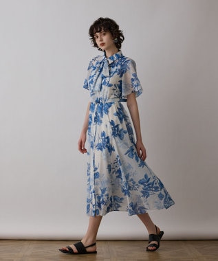 GRACE CONTINENTAL シャドーフラワープリントワンピース ブルー