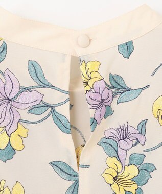 フラワー刺繍ショートトップ / GRACE CONTINENTAL | GRACE