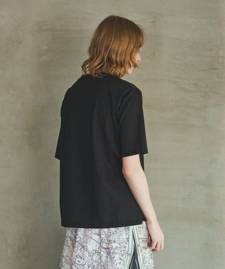 GRACE CONTINENTAL ステンシルレタードT ブラック