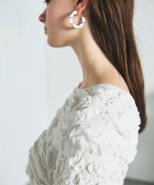 GRACE CONTINENTAL フクレジャガードニットトップ ホワイト